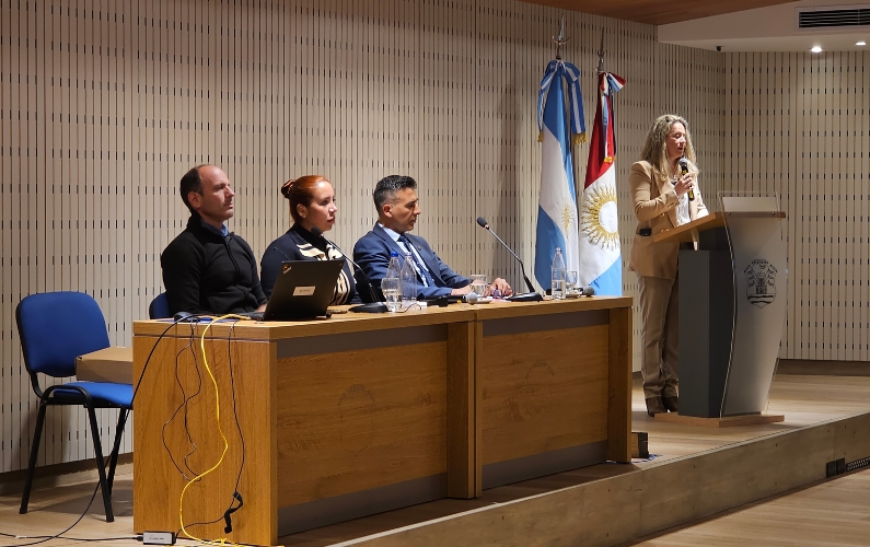 Presentación de las nuevas tobilleras electrónicas