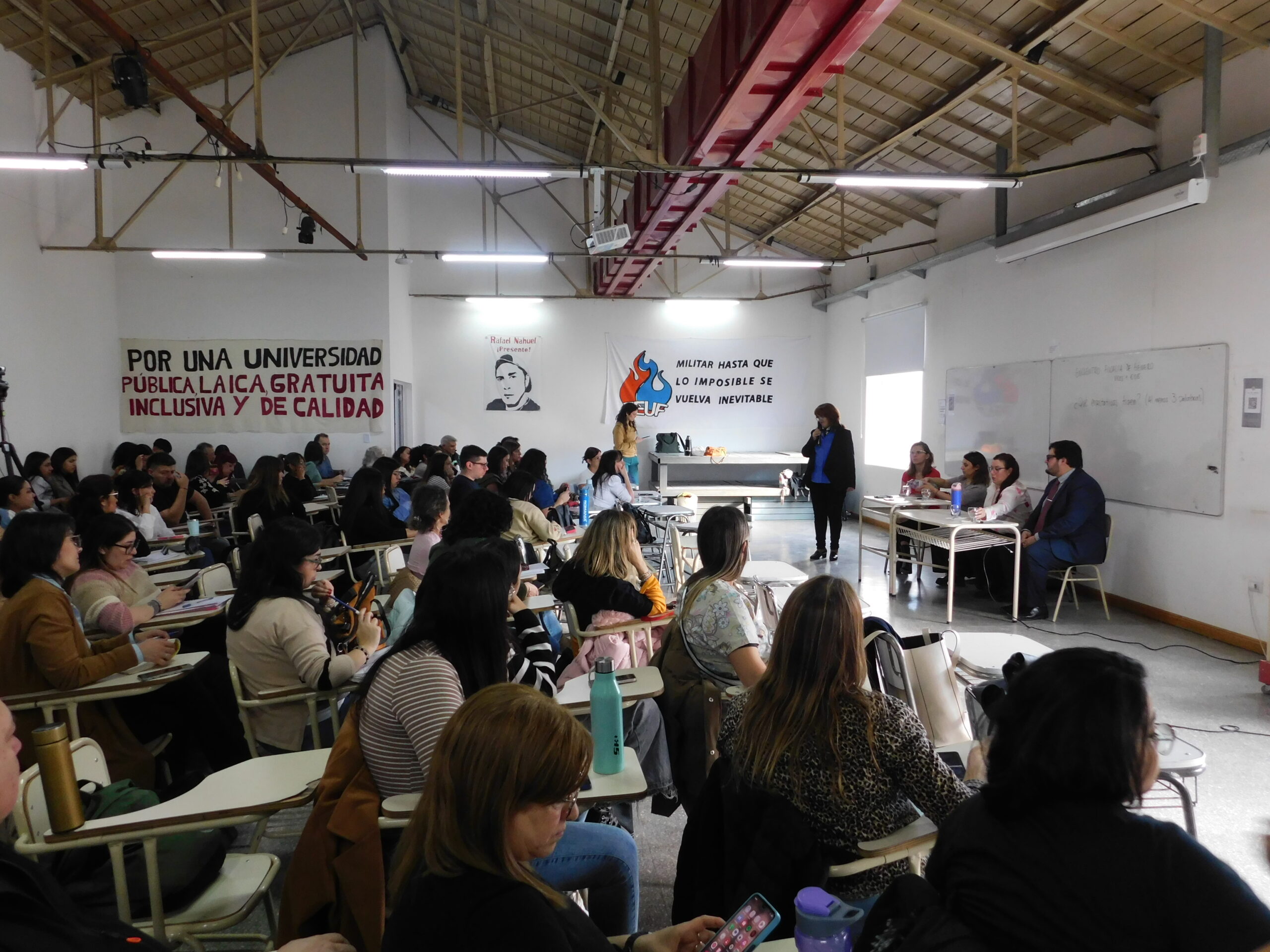 Charla en la Universidad Nacional de Tierra del Fuego (UNTDF