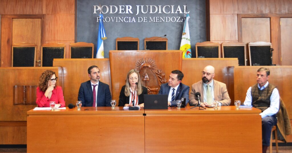 La jornada se llevó a cabo en el Salón de actos del Palacio de Justicia 