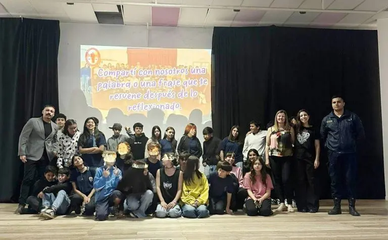 Se llevó a cabo un “Taller de Bullying” en la Villa de Merlo