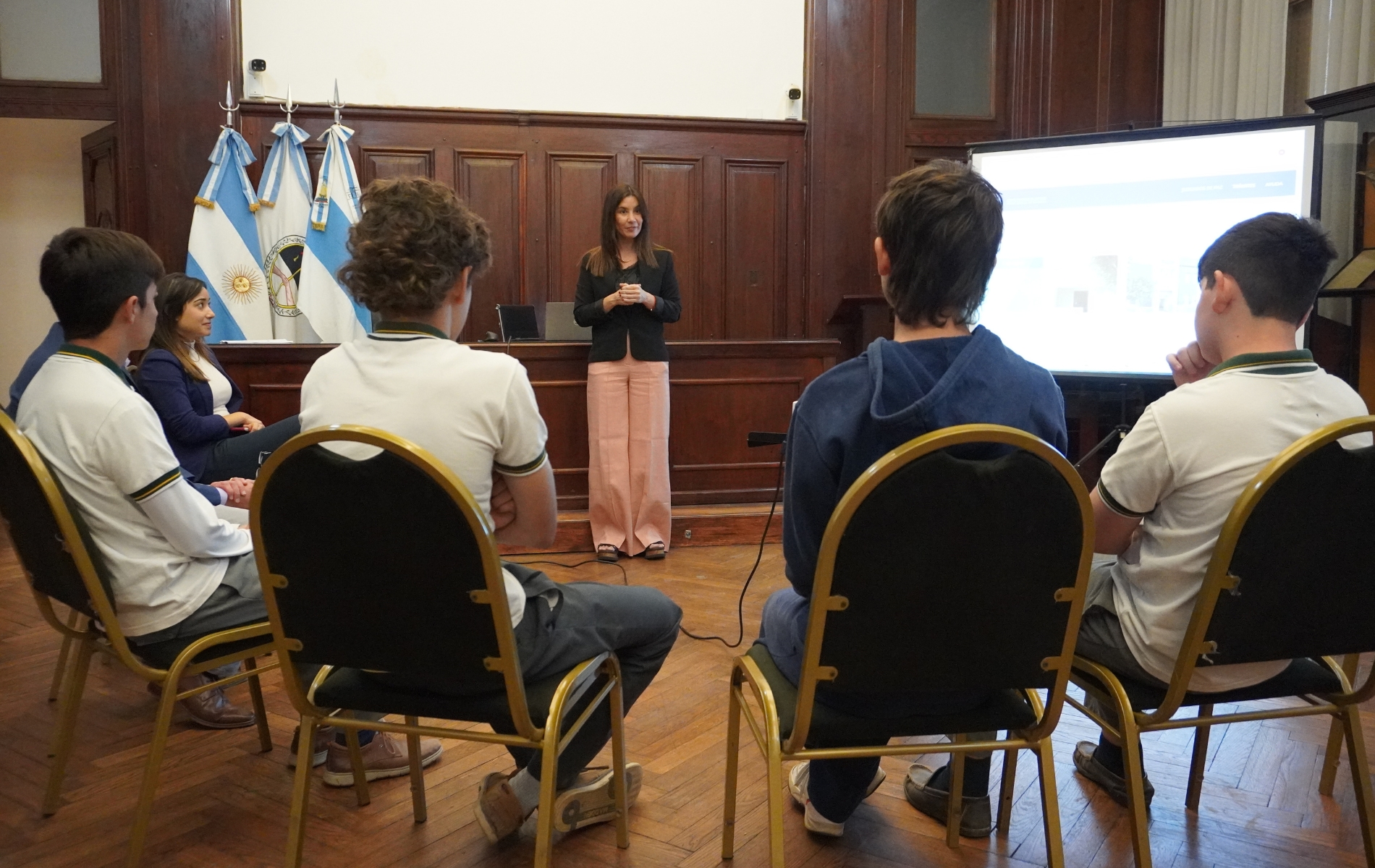 Vista de estudiantes de 3° año en el Colegio Pucará