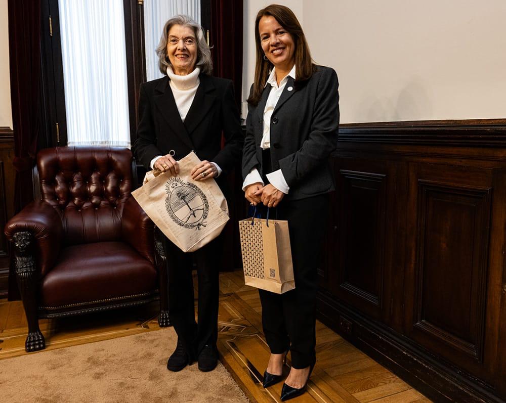 Agustina Díaz Cordero y Cármen Lúcia Antunes Rocha