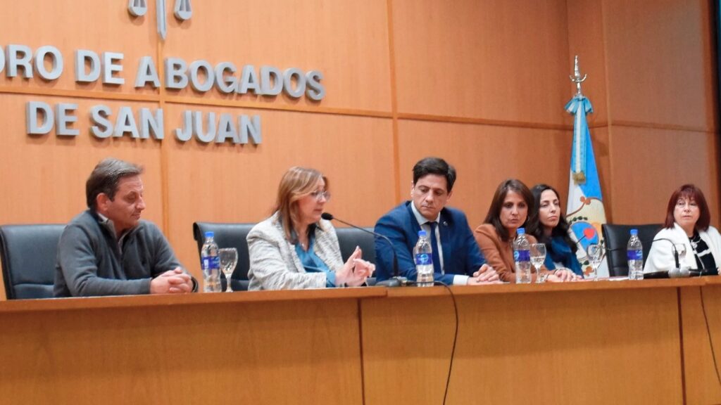 Se desarrolló en el Salón Sarmiento del Foro de Abogados de San Juan