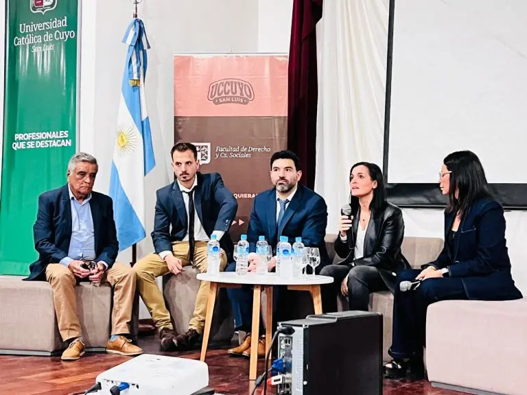 Panel “Estrategias y aspectos prácticos de la litigación penal”