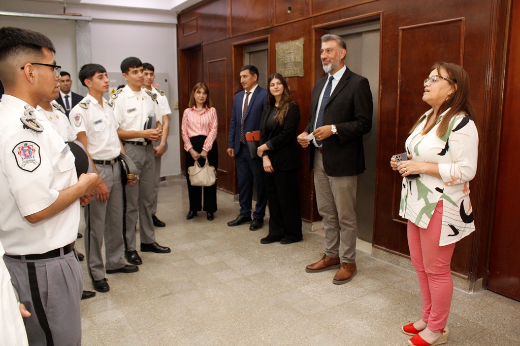 Visita institucional