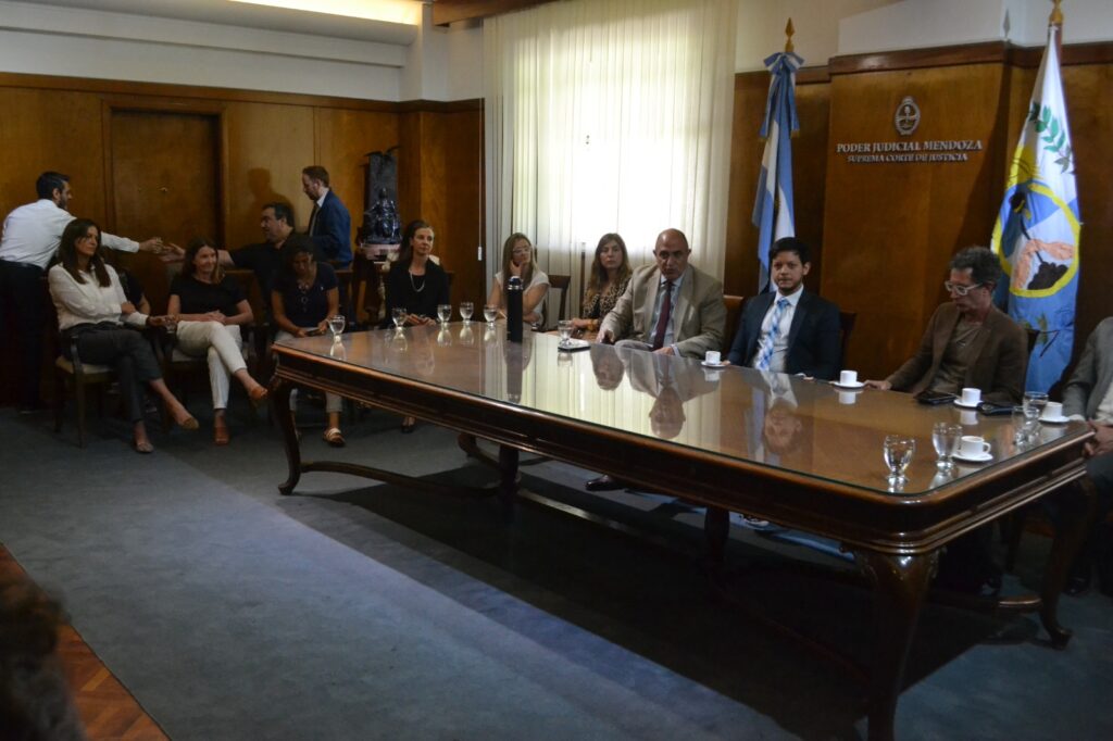  Mario Adaro y Caio Perona, creador de la herramienta denominada Minuta IA