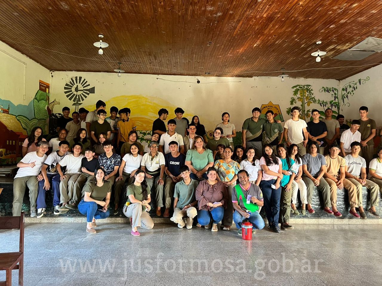 Conversatorio en la Escuela Agrotécnica