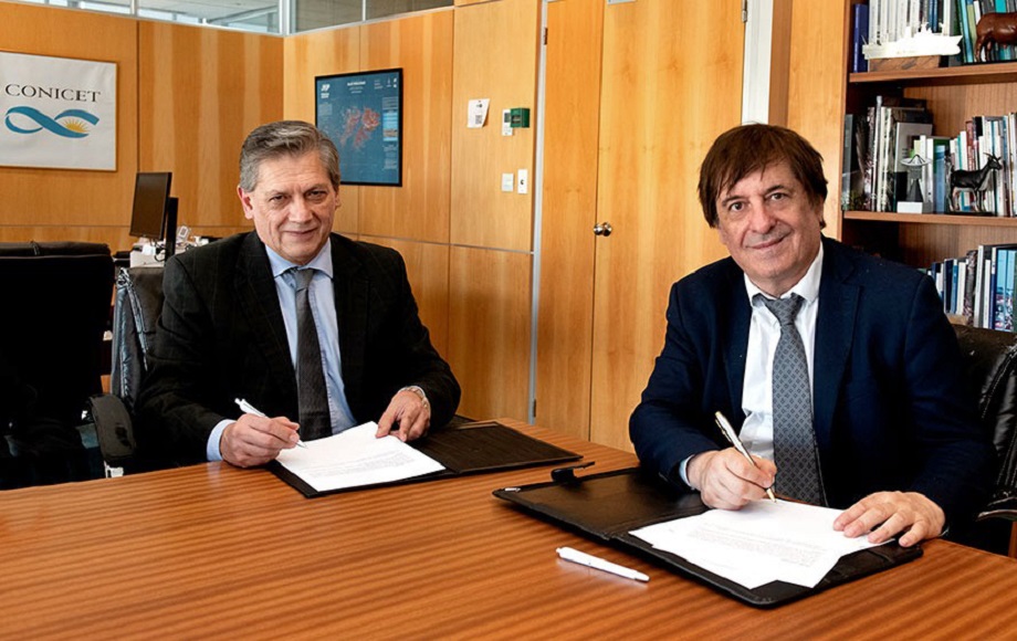 Firma de convenio de colaboración con el CONICET