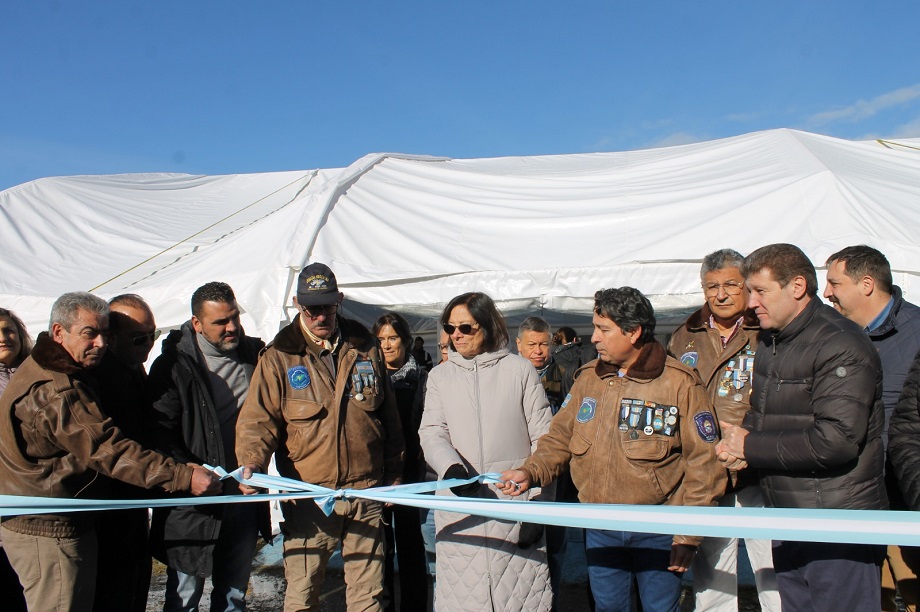 Conmemoración del 43º Aniversario de la Gesta de Malvinas. 