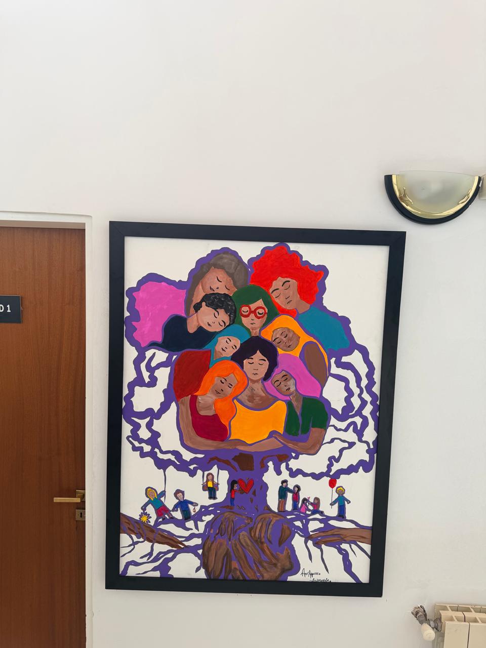 Se diseñó con motivo de los 10 años de la creación de la Oficina