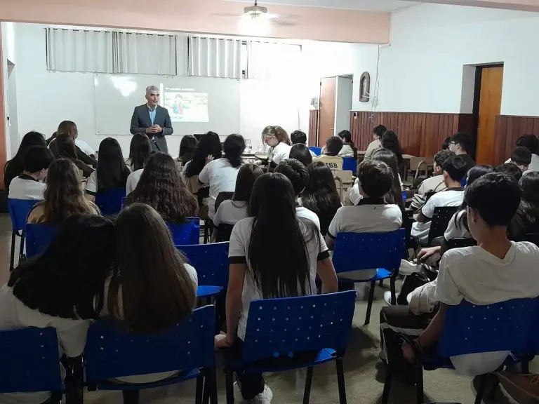 Diego L. Nievas estuvo a cargo de las charlas