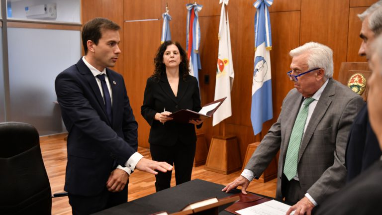 Jura de Gerardo Gabriel Ríos