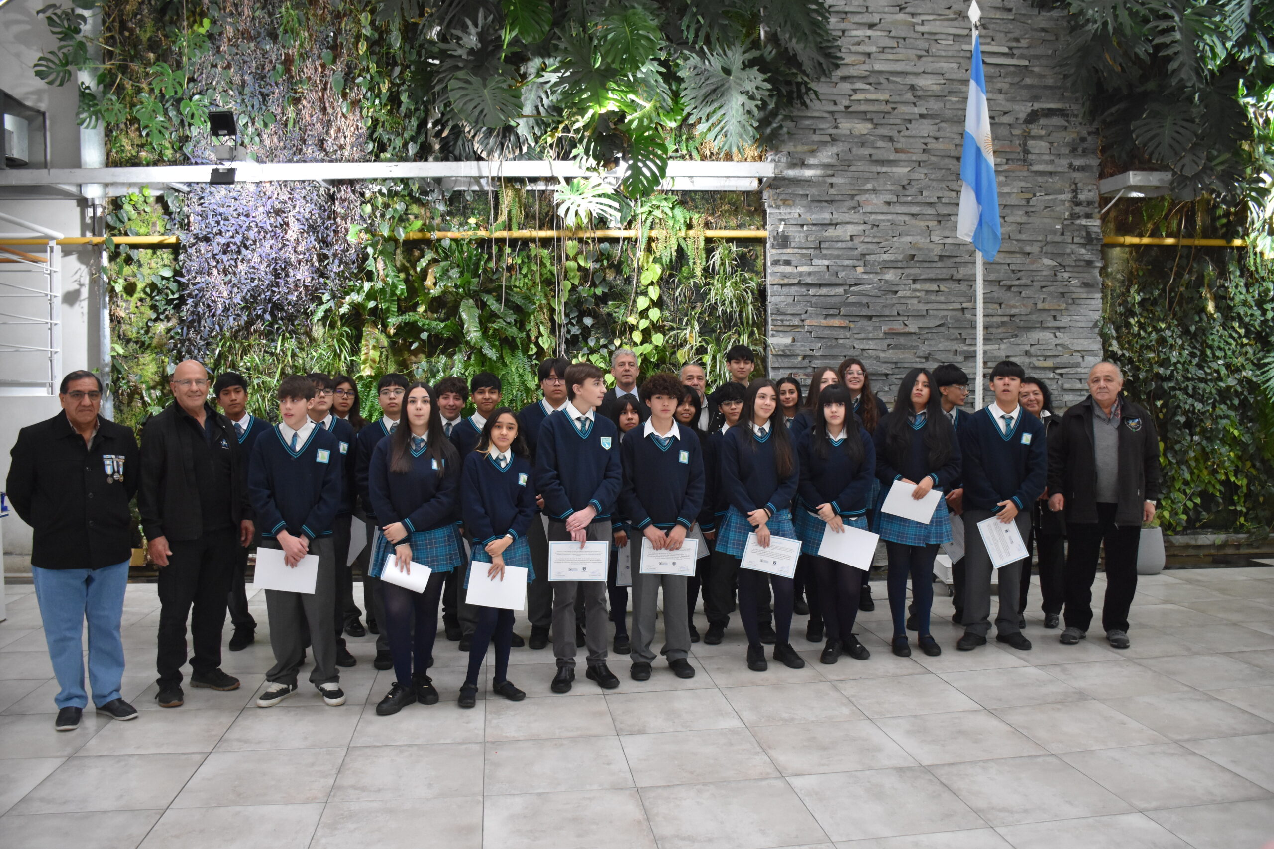 Estudiantes de educación secundaria del Colegio del Cono Sur.