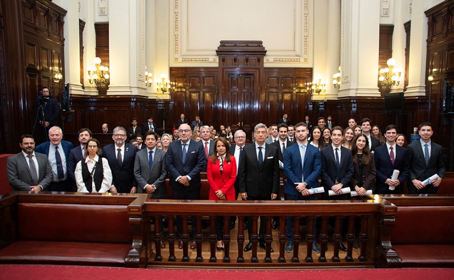 El acto fue celebrado en la Sala de Audiencias del Palacio de Justicia