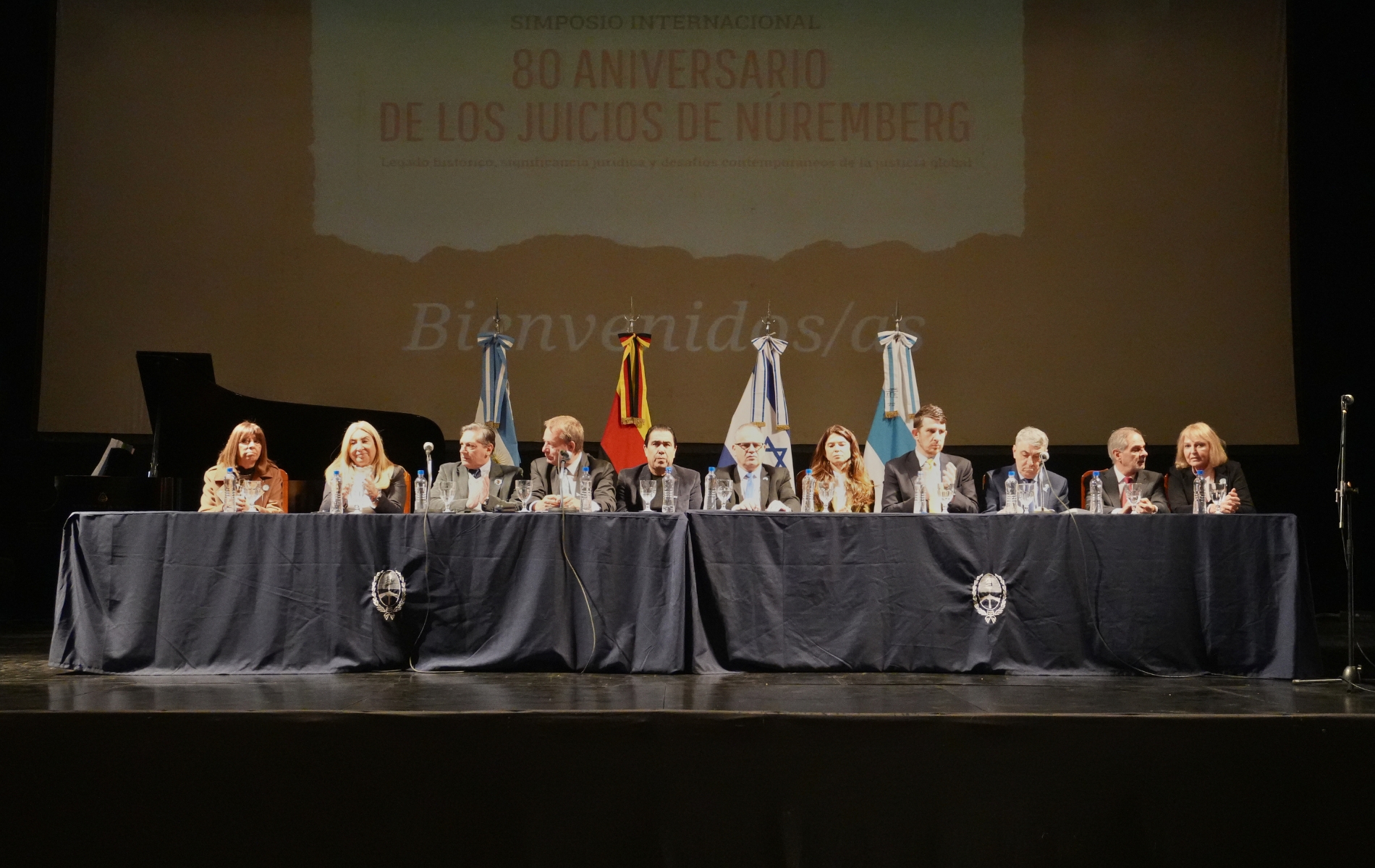El acto inaugural tuvo lugar en el Teatro San Martín