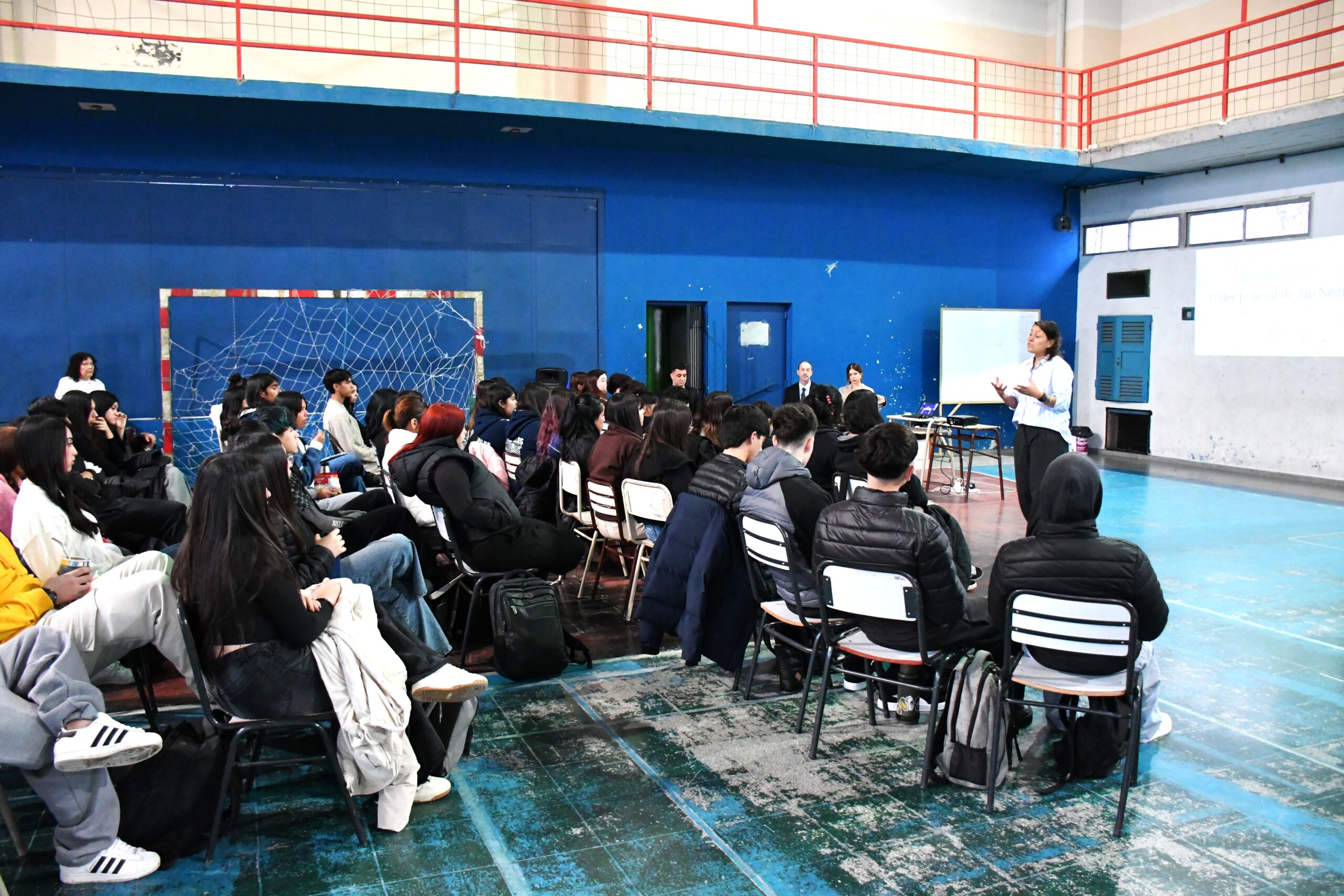 Simulacro de Juicio por Jurados en la ESRN N.º 8