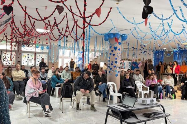 Programa “Acercándonos a la Comunidad”