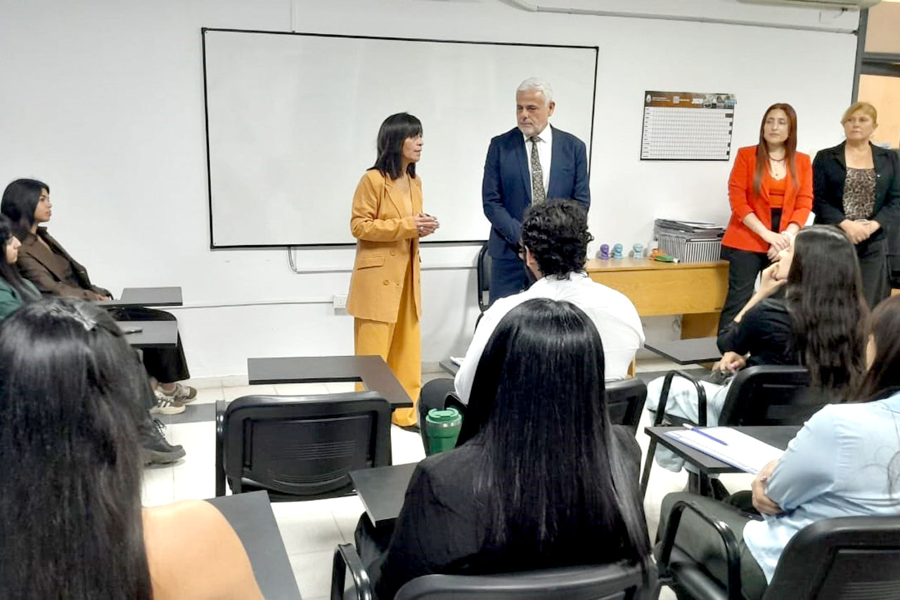 La apertura se realizó en la Escuela de Capacitación Judicial