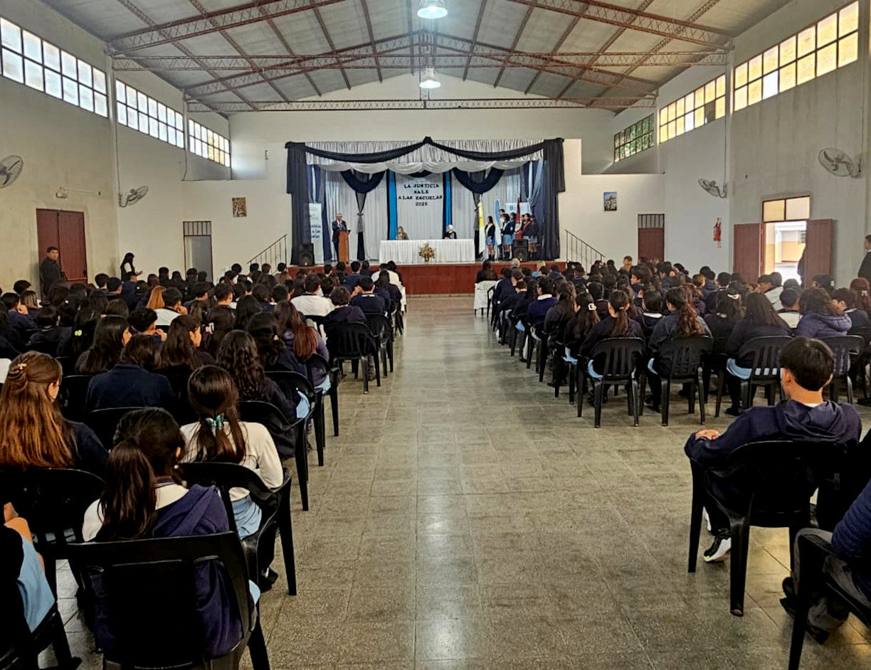 Presentación de “La Justicia sale a las escuelas”