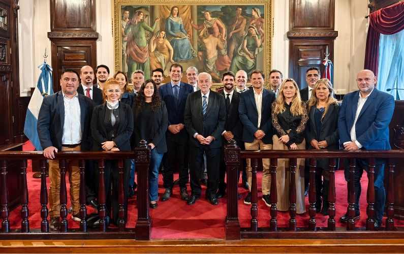 Angulo recibió al presidente de la entidad profesiona