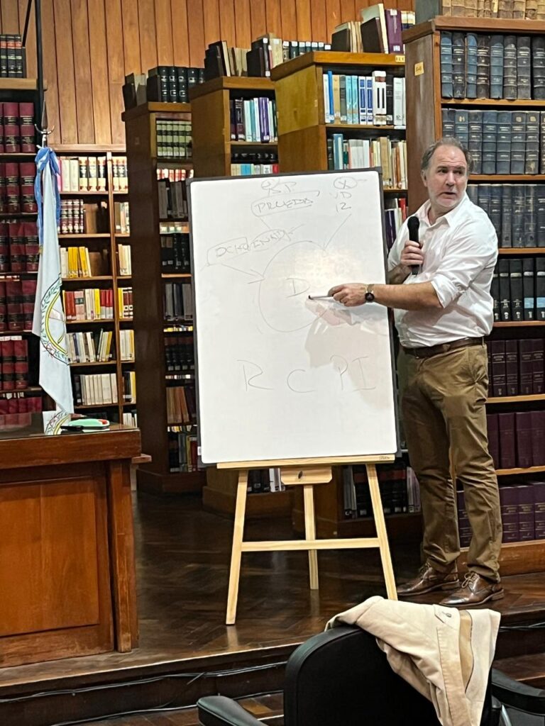 Capacitación sobre "Juicios por Jurados"