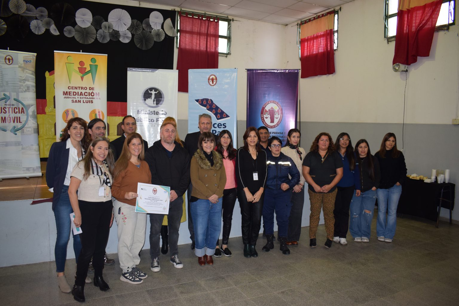 Fraga recibió al equipo de justicia móvil
