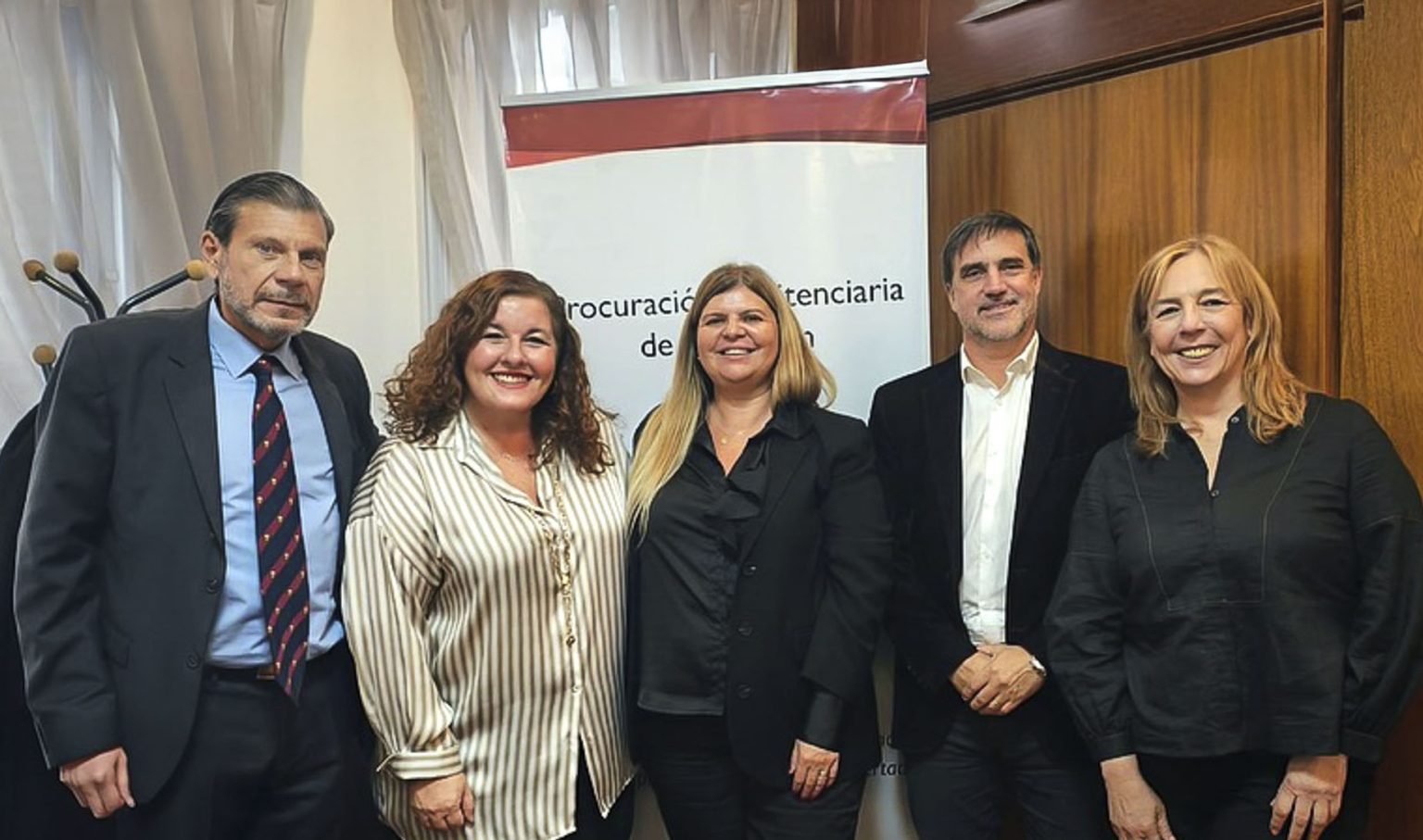 Banfi Saavedra firmó el convenio "Probemos Hablando"
