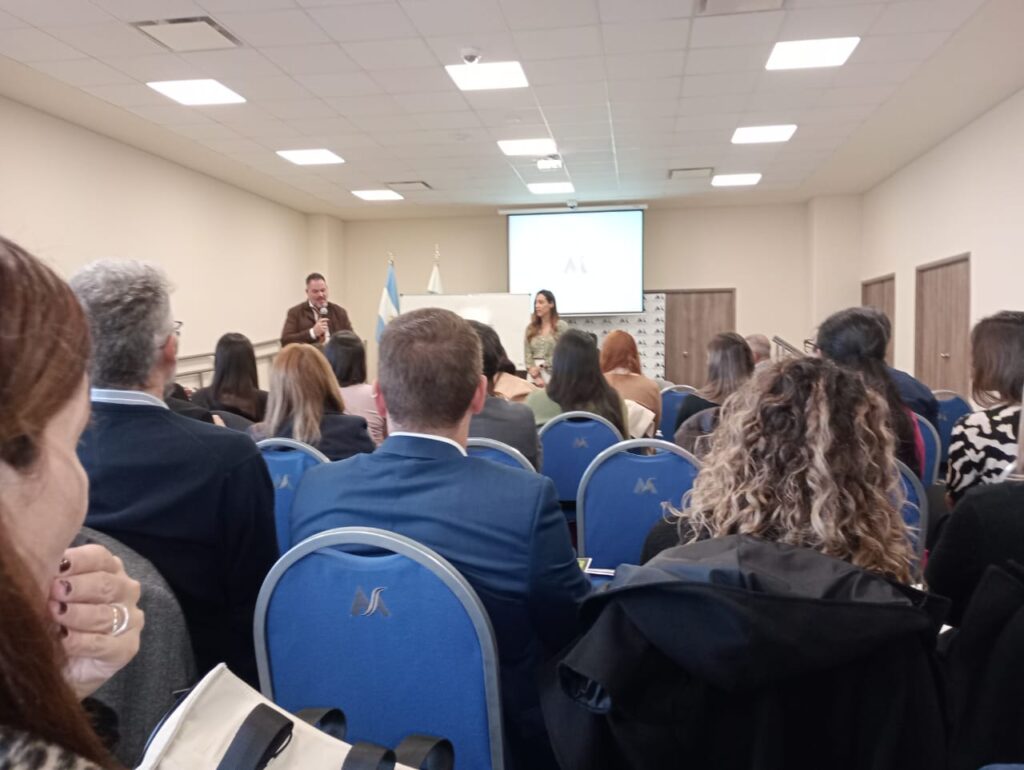 La capacitación se realizó en el salón de actos Gonzalo Nazar