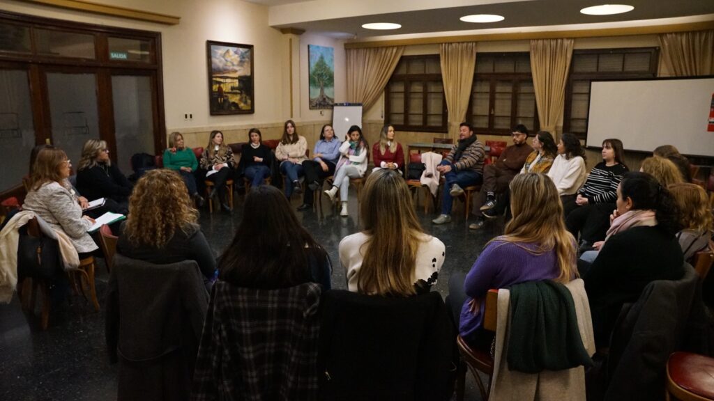 Fue en la Sede Académica del Poder Judicial (Club Sirio Libanés)
