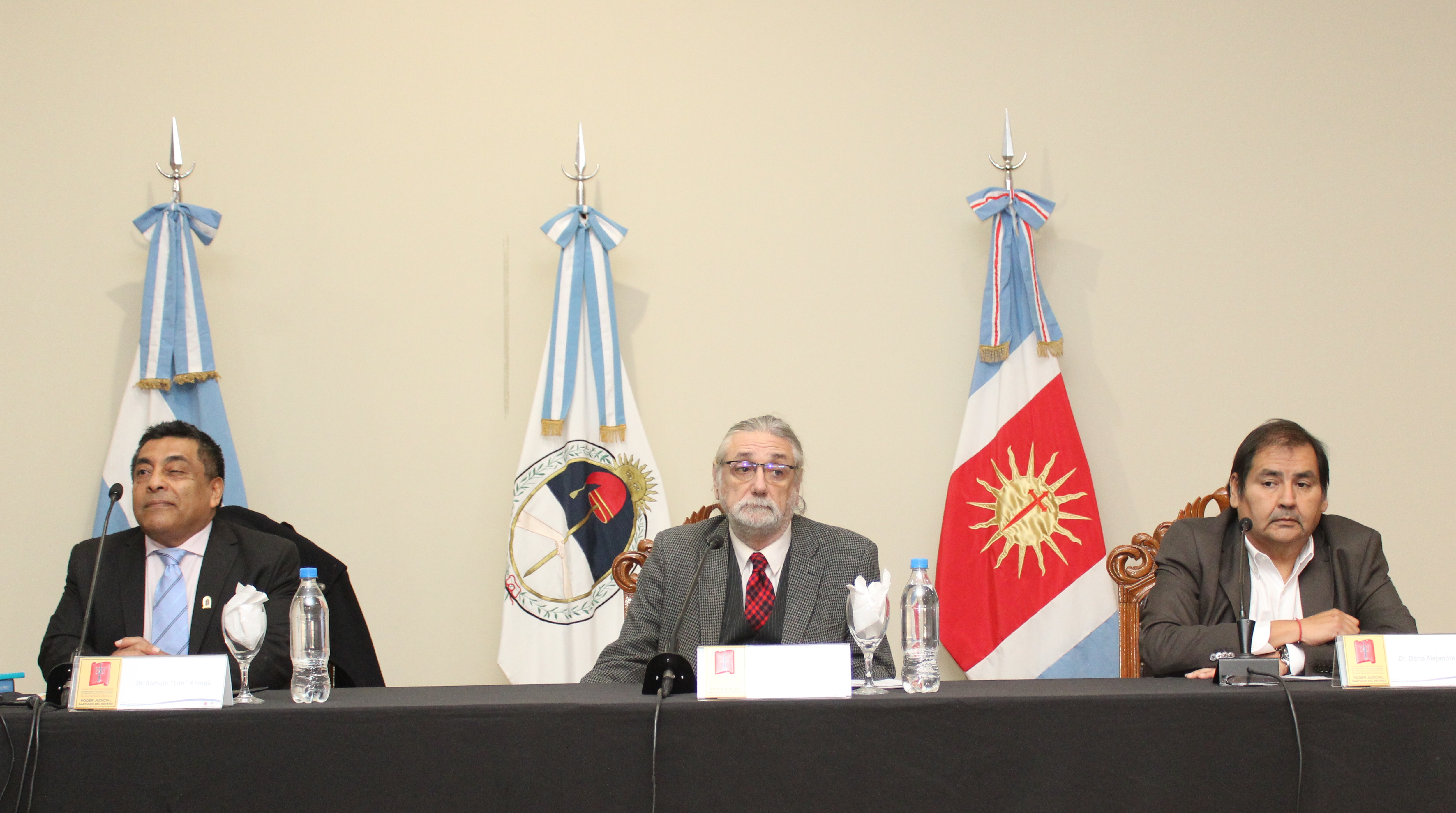 Conferencias en el Salón de Usos Múltiples