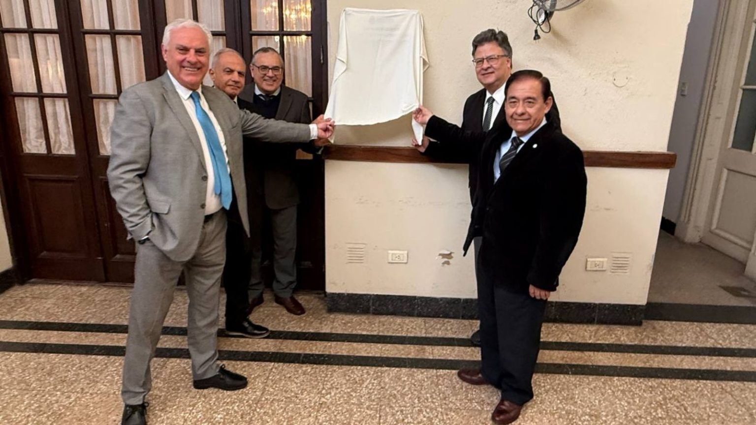 “Patria, Libertad y Constitución”  nuevo nombre del Salón de Acuerdos